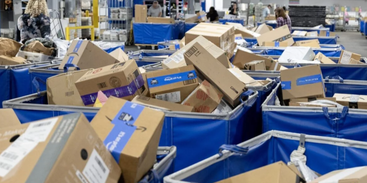 U.S. Ends Duty-Free Entry for Chinese Parcels: A Tactical Shift in Trade Enforcement