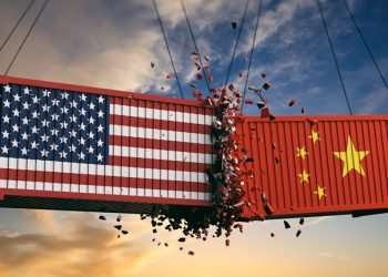 New Tariffs Test China–U.S. Supply Chains as Delays and Costs Mount