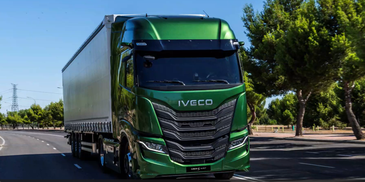 Iveco Earns EcoVadis Platinum Status, Setting a New Benchmark for ESG Excellence in Transport Manufacturing
