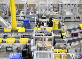 Amazon Eyes $15 Billion U.S. Warehouse Surge to Reinforce Supply Chain Autonomy Amid Global Tariff Storm