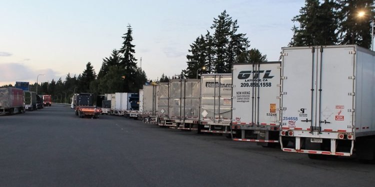 Puget Sound Logistics Availability Reaches Historic High as Supply Outpaces Demand in Post-Boom Market