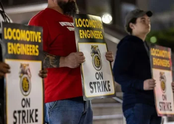 NJ Transit Engineers Hold the Line as Commuter Chaos Mounts