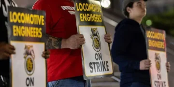 NJ Transit Engineers Hold the Line as Commuter Chaos Mounts