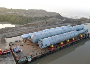 Breakbulk Rebounds: Logistics Firms Return to Basics as Projects Surge