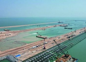 Iraq Builds Its Future on Dry Ground: Development Road Repositions Trade Across the Region