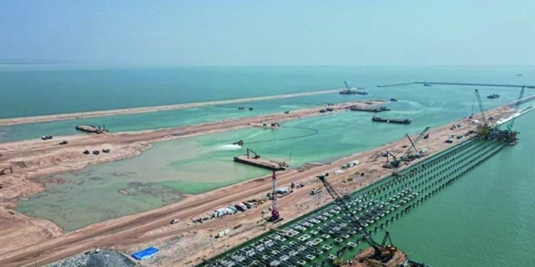 Iraq Builds Its Future on Dry Ground: Development Road Repositions Trade Across the Region