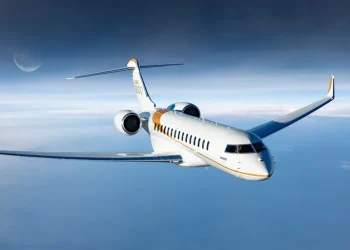 Bombardier’s Global 8000 Takes to the Skies, Launching a New Chapter in Business Aviation