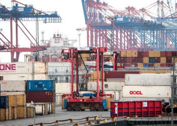 Containers Wait, and So Does the Industry: A Quiet Return of Port Slowdowns
