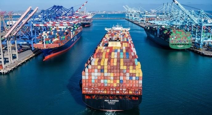 Corridor Shift: How Middle Ports Are Becoming the Power Brokers of Global Shipping