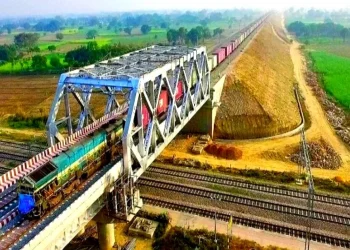 India’s Freight Corridors Face New Hurdle: Too Much Growth, Not Enough Road