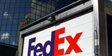 “FedEx Warns of Slowing Global Demand as Trade Pressures Mount”