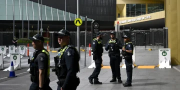 Protests Disrupt Toll Operations in Melbourne Amid Arms Shipment Allegations