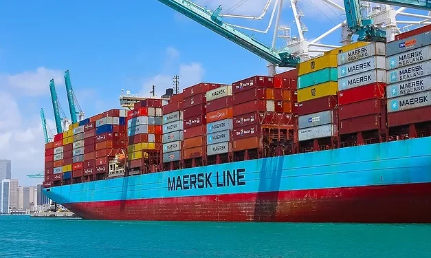 Maersk Bets on AI to Keep Containers Moving as Customs Tighten