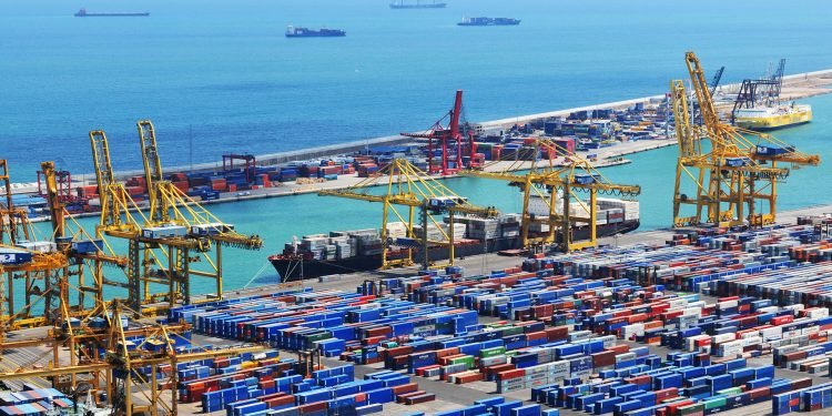 Congestion at Mediterranean Ports Grows as Peak Container Volumes Hit