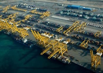 Jebel Ali Port Overwhelmed by Vessel Rerouting Amid Red Sea Crisis