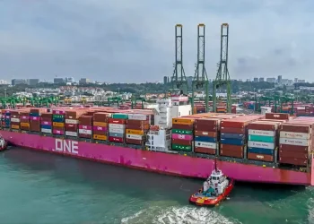 Singapore Port Backs Up as Ship Arrivals Spike Unexpectedly