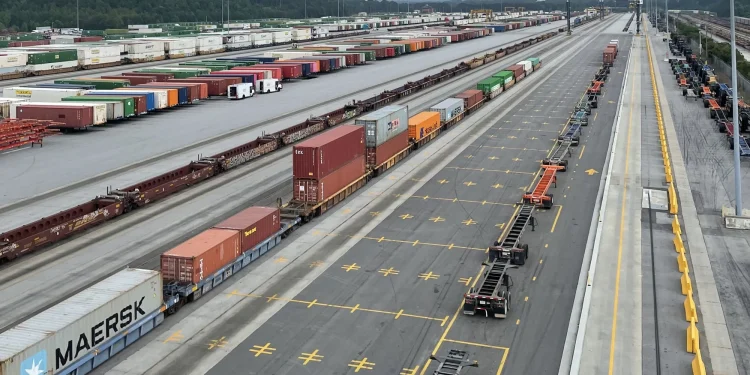 Surcharges Hit Early as Intermodal Volumes Rise in the U.S. Heartland