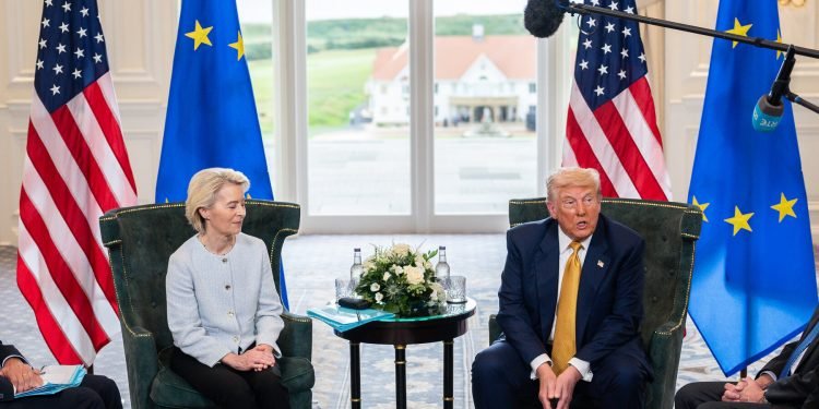 Europe Holds Back on Tariff Retaliation as Businesses Call for Calm