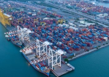 Golden Week Blank Sailings Loom as Carriers Warn of Last-Minute Cuts