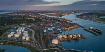 Freeport of Riga Brings 5G Network Offshore, Connecting Ships and Drones