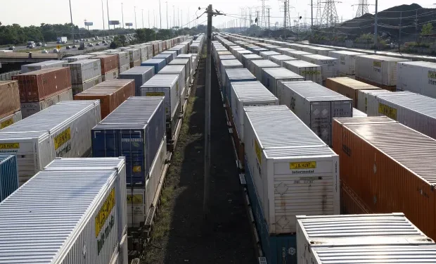 U.S. Intermodal Network Under Strain as Shippers Reroute Ahead of Peak Season