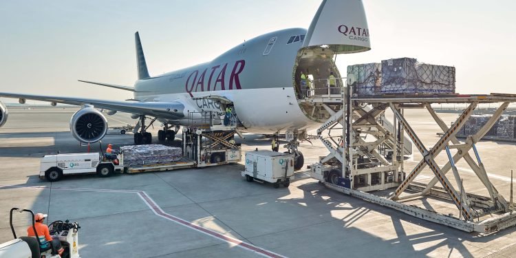 Heat, Noise, and No Empty Bays: Doha Cargo Crews in Overdrive