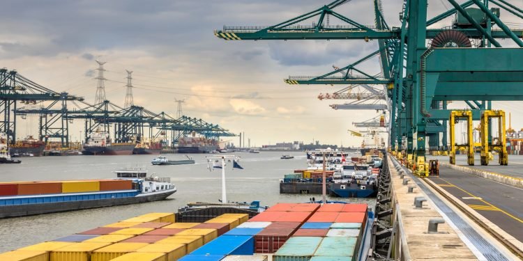 Congestion Grows at Antwerp and Rotterdam as Port Bottlenecks Resurface