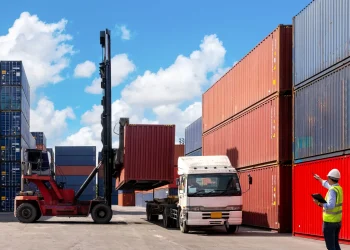 Freight Signals in the U.S. Show Uneven Pulse as Shippers Navigate Caution