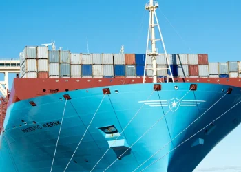 Maersk Surprises Market with Stronger 2025 Outlook