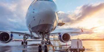 Charter freight: aeronautics keeps pace, automotive and e-commerce ease off
