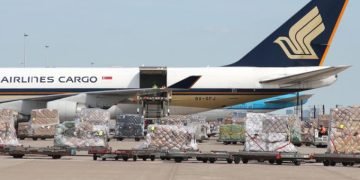 Asia–Europe routes lengthen after security alert, as rates ease