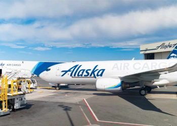 Alaska Air Group: cargo revenue declines over the quarter