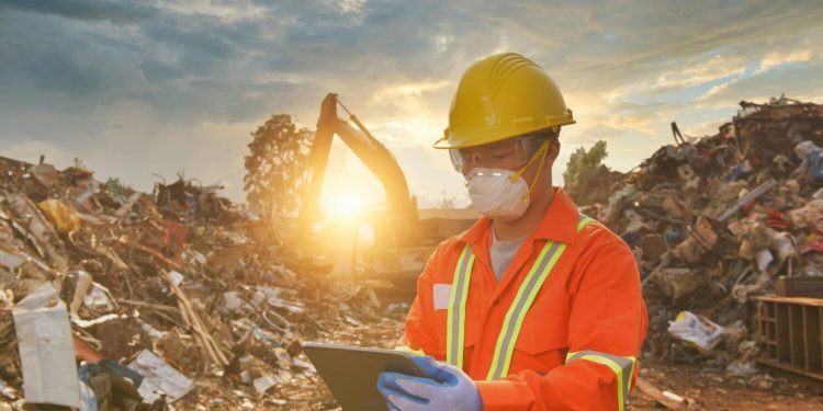 Recycling: stricter rules limit site capacity, while overcapacity increases