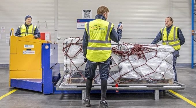 WFS adapts its strategy in response to cargo disruptions and focuses on multimodal transport.