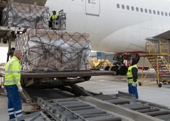cargo-partner strengthens its capacity control with three weekly charters Hong Kong–Europe
