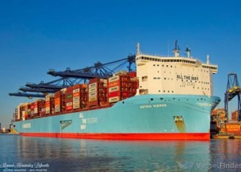 Return to Suez: Maersk and Hapag-Lloyd relaunch the “India–Med Loop” under naval protection