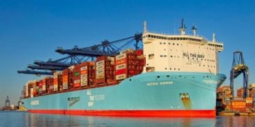 Return to Suez: Maersk and Hapag-Lloyd relaunch the “India–Med Loop” under naval protection