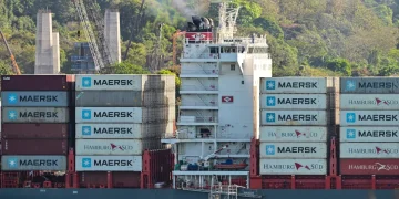 Maersk cuts 1,000 jobs and anticipates a challenging year in 2026