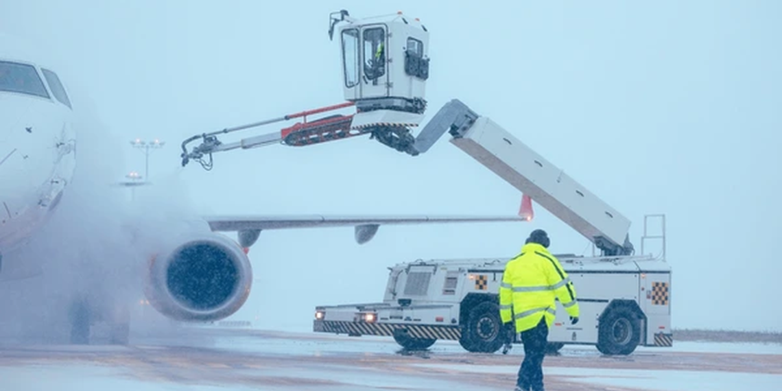 Winter storms in the United States: the Northeast cargo corridor weakened