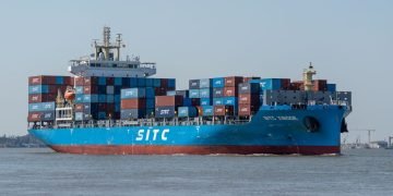 Intra-Asian carriers outperform as global container profits come under pressure