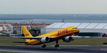 DHL CEO: Middle East transshipment choices likely within days