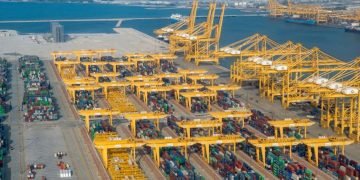 US exporters face Middle East shipping limbo as war disrupts ocean services