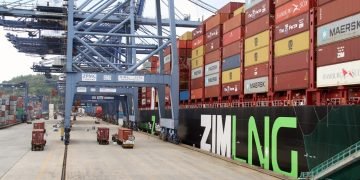 APM Terminals acquires 49% stake in Hai Phong container terminal