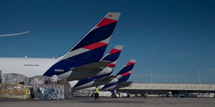 LATAM Cargo strengthens leadership after moving more than 1 million tons in 2025