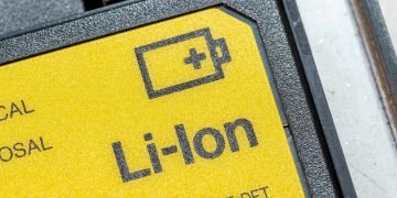 Fire containment becoming a critical issue for air cargo as battery risks grow