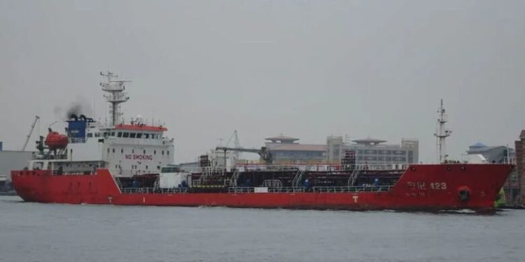Nanjing Tanker orders three 6,600 dwt stainless chemical tankers for 2028 delivery