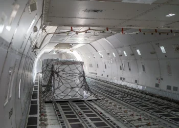 Gulf carriers stabilise operations as airspace recovery reaches plateau