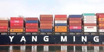 Yang Ming approves six LNG dual-fuel containerships