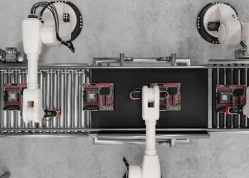 ‘It’s not just all the big companies’: Warehouse robotics use expands