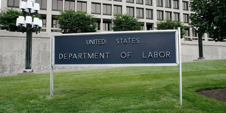 DOL moves to loosen independent contractor regulations